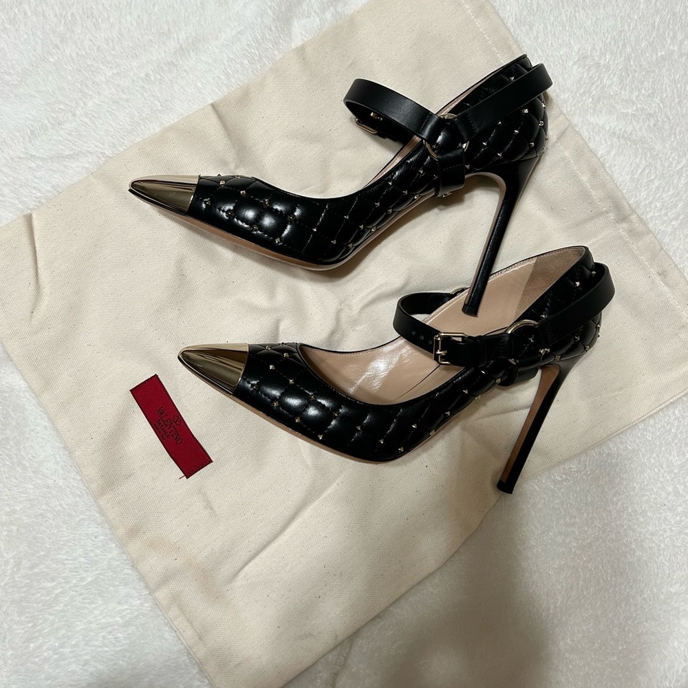 Valentino Garavani Rockstud Leather Cap-Toe Mary Jane Pumps EUR 40.5 US 9.5